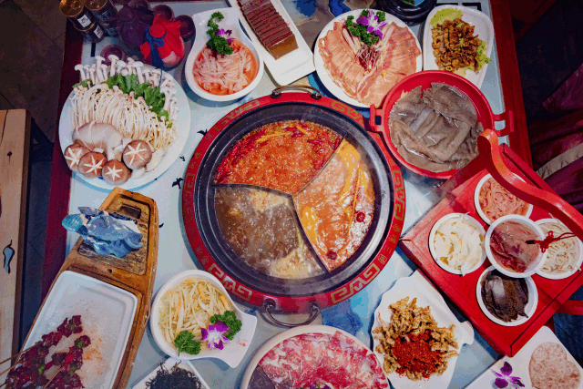 厉害！渭南首家《三国主题》火锅来了！冬日何所求，火锅论英雄！