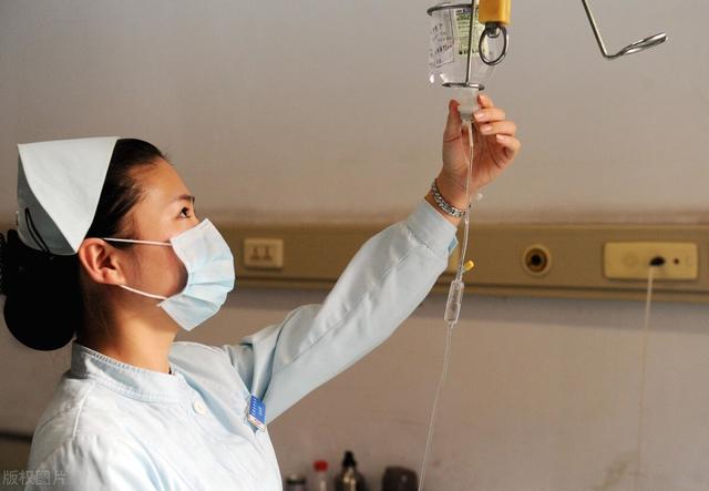 输液时气泡进入有危险？这些疑惑多年的输液问题，终于有答案了