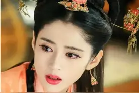 李心艾变成胖子，身材发福脸变胖，这是放弃身材管理了？图片