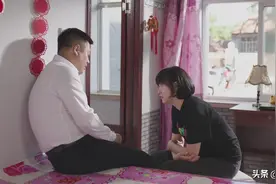 《续写乡爱》43：晓峰带青莲做亲子鉴定，小李打电话惹开山吃醋图片
