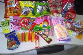 8090后的童年：吃的零食全是假的，但快乐是真的图片