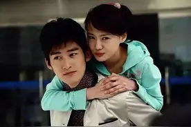 郑爽“贪得无厌”的背后：三段感情落败，落入窘境，骄纵迎来反噬图片