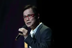 音乐教父出道47年谢幕，林俊杰，陶喆到场，演唱会还是无人问津图片
