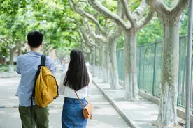 青梅竹马，两小无猜图片