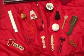 抓周能看出宝宝的前途和性情？不是迷信，还真有启蒙作用图片
