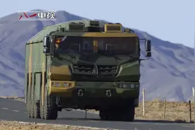 世界瞩目！东风17完全体首次曝光！一大改进再次增强战斗性能图片