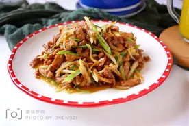 夏天要常吃生姜，不泡醋不煮粥，简单一炒喷香下饭，没力气多吃点图片