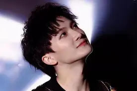 好声音被淘汰后，却被高晓松自掏腰包力捧，周深有何过人之处？图片