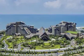 广东居然藏着这么美的海边度假酒店，7000米海岸线，不输东南亚图片