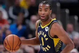 NBA赛季盘点之五大亏本操作：太阳白送“涡轮增压”，马刺血亏图片