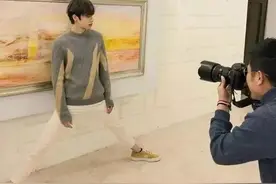 时尚大片怎么拍？看完幕后故事笑岔气图片