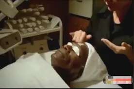 美国人邀请原始人体验城市生活，见过大城市后，他们还想回去吗？图片