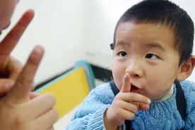智商高的孩子说话晚？还真别盲目相信！4步引导宝宝“早说话”图片