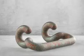 用SolidWorks画一个勾链，基准面也可以做阵列方向图片