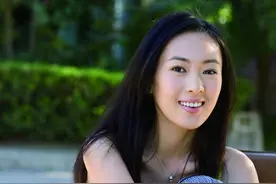 “白玉兰视后”童瑶的复杂情史，和她身后的两个男人图片