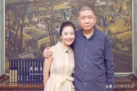 马未都逛古玩店，低价捡漏一件康熙官窑，心中窃喜感叹老板不识货图片