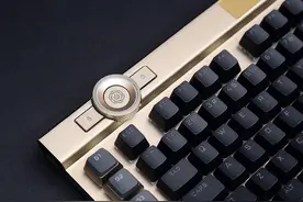 美商海盗船K100 RGB璀璨金特别版简评：耀眼金光图片