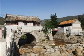 徒步京西古道潭拓寺图片