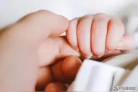 世界罕见！婴儿刚出生2个小时，“毒血”流遍全身图片