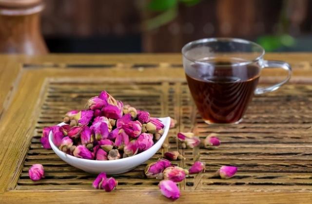 月经前后吃花胶 2026年月经前后吃花胶有用吗