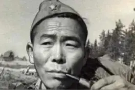 苏联传奇狙击手：黄皮肤、 烟不离手，杀敌368个图片