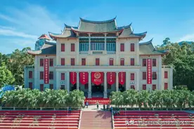 厦门大学，凭什么是中国“最美”校园？图片