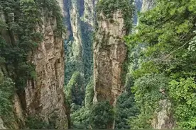 湖南张家界原名“大庸市”，此时正值最美的旅游季图片