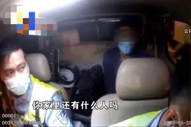 90后农民工在高速上走900公里去务工：交警的做法令人落泪图片