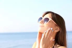 夏日将至，美容科医生提醒这件事情要做好！图片