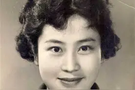 五十年代美丽女演员安琪，她儿子原来是叶大鹰图片