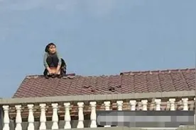 “三天不打，上房揭瓦”，小学生涂鸦课本走红网络，宝妈：接招吧图片