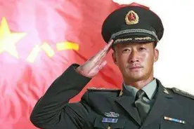 吴京捧红的“白眼狼”，爆红后“反咬”吴京，今沦落到无戏可拍图片