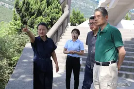 茅台研究院课题承接专家组一行调研习酒公司图片