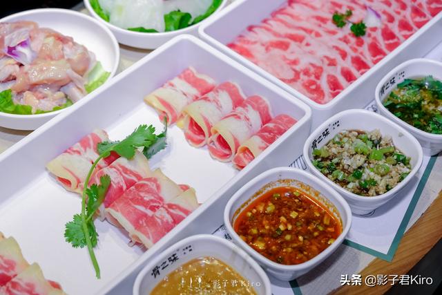 花胶鸡为什么这么黄 2026年花胶鸡锅底为什么那么黄