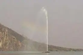 非洲第一“杀人湖”，一晚夺走1800条生命，抽干湖水终于找到凶手图片