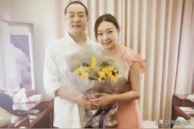 爸爸是演员濮存昕，老公是运动员谭金凯，34岁濮方的人生很幸福图片