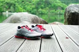 提升了好多：迪卡侬KIPRUN KD PLUS 缓震跑鞋图片