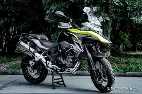 QJ新拉力亮相：502X同款动力，价格更便宜，你还会选金鹏吗图片