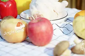 烤炉里的人间风味，筷子尖的美味，非此烤鸡莫属视频封面