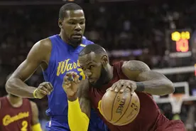 詹姆斯霸榜！盘点近20年NBA最好看的圣诞大战图片