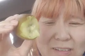 网红郭老师河南旅游受热捧，市民围观拍照堵景点，场面壮观阵仗大图片