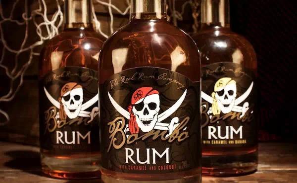 详解海盗之酒：朗姆酒的意外诞生、发展和传播，杯中物也有大历史