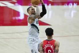 利拉德7次常规赛末节得分20+ 在NBA历史上是什么水平图片