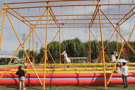 大理新添一道“网红桥”，快跟着音乐来“摇摆一夏”图片