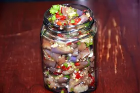 “腌茄子”最近火了，大厨教你这样做，简单快速，开胃又下饭图片