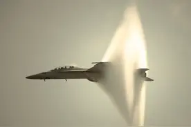 什么是音爆？为什么看不见音爆？超音速战机后面的云究竟是什么？图片