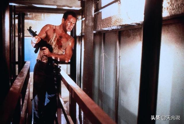 兰博谢幕，终结者牺牲！为何《虎胆龙威》却被好莱坞遗忘？