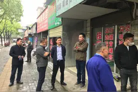 抓获涉黄人员6名，损毁床铺4张！岳阳2家隐藏在按摩店的“淫窝”被查封图片