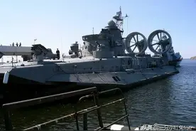 被兔子驯服的红色巨兽：中国欧洲野牛级气垫登陆艇图片