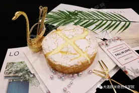 "冰乳酪蛋糕"配方简单，不考验烘焙手法，你也可以学着做图片